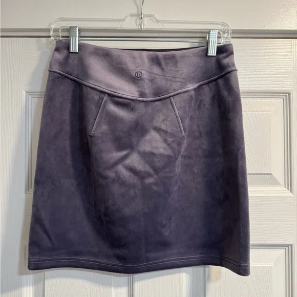 Lululemon Scuba High-Rise Mini Skirt *Velvet NWT Size Small - Picture 5 of 8